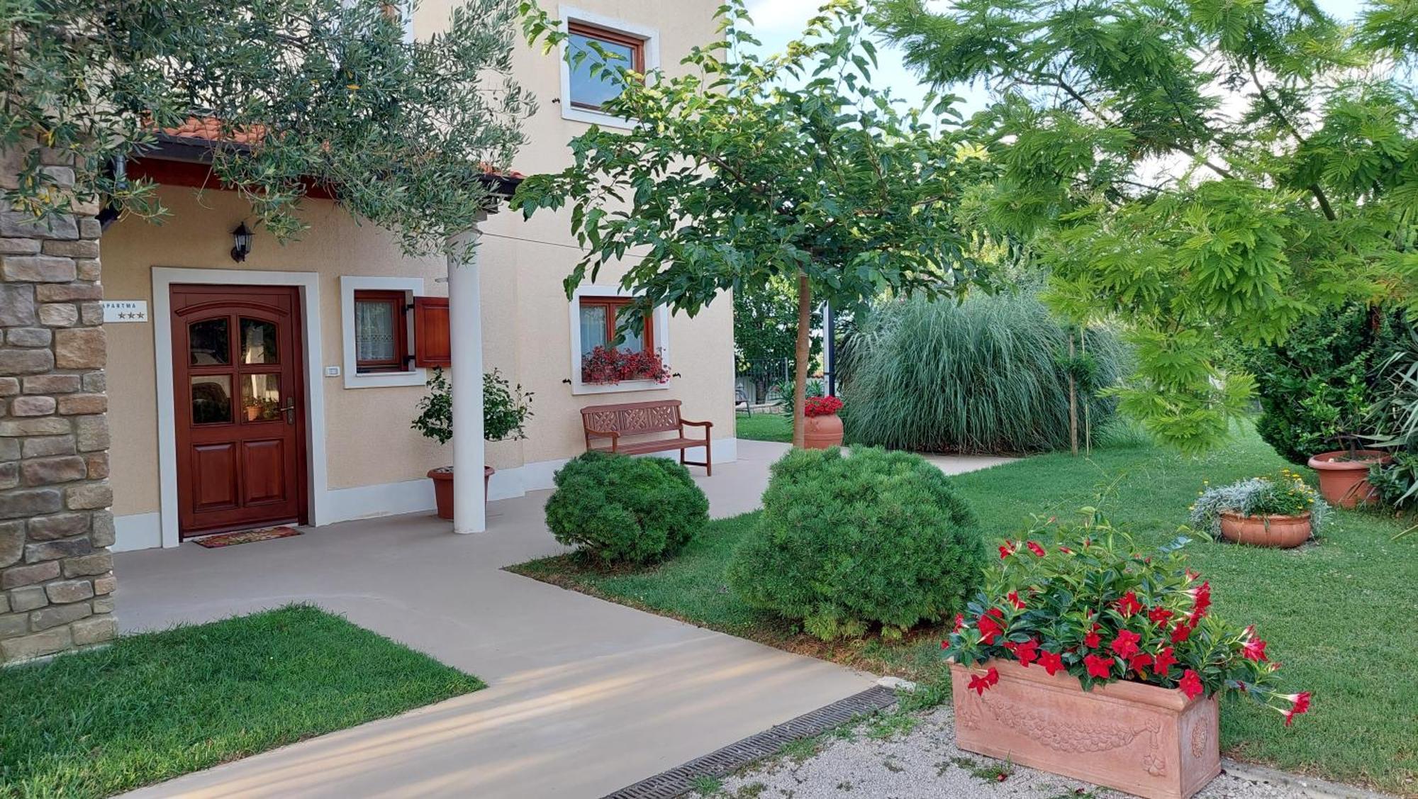 Apartment Oaza Relax Κόπερ Εξωτερικό φωτογραφία